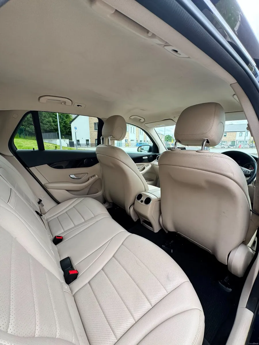 Mercedes-Benz GLC 2019 - Image 5