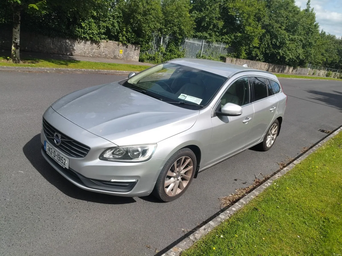 Volvo V60 2014 - Image 2