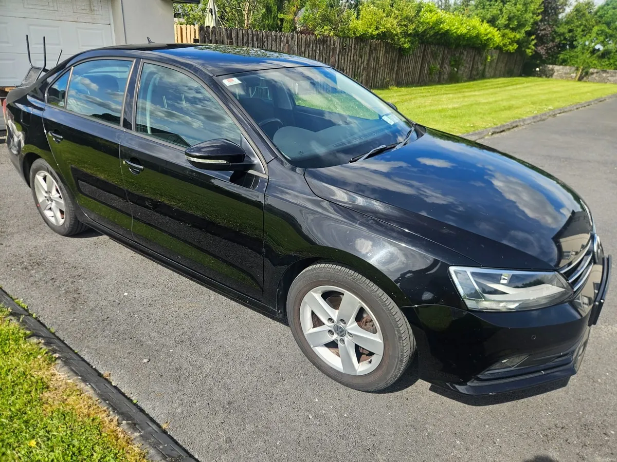 Volkswagen Jetta 2015 - Image 1