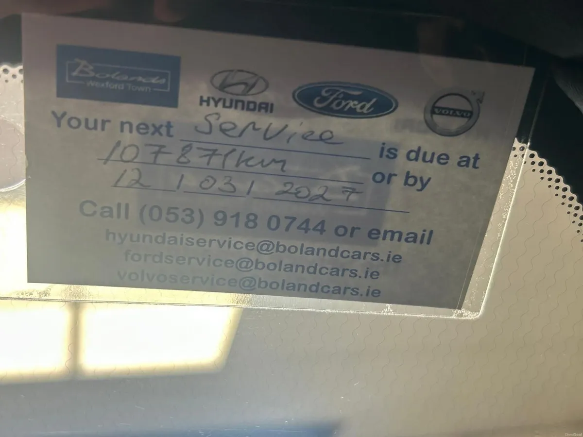 Volvo XC60 2023 Plus - Image 3