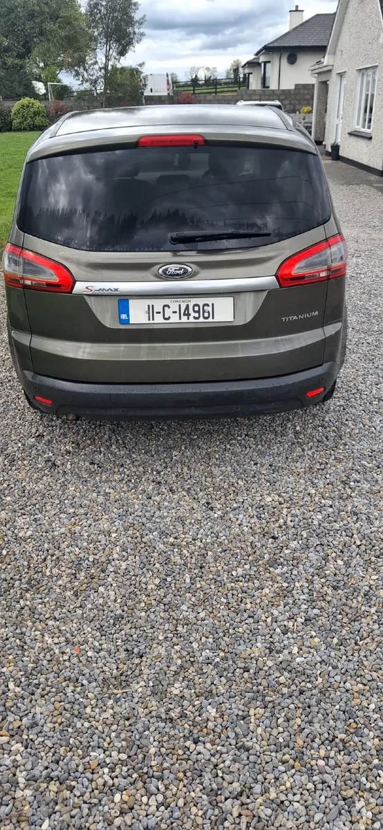 Ford S-Max 2011 - Image 2
