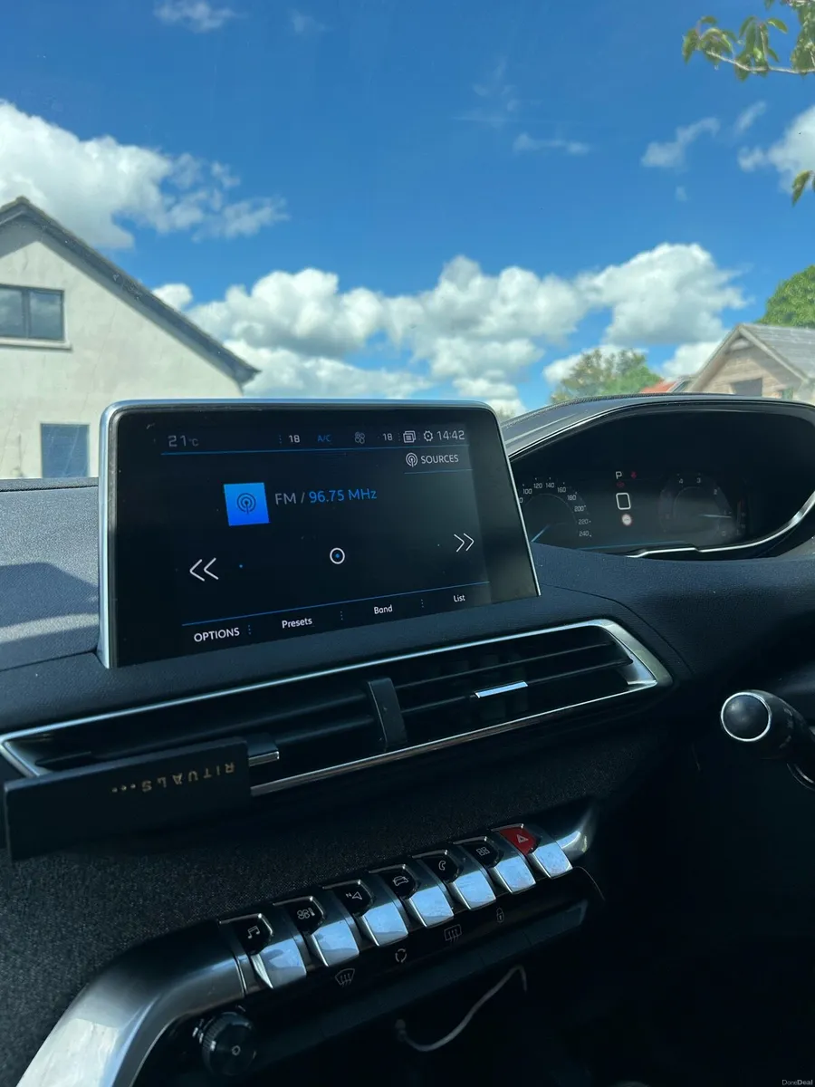 Peugeot 3008 Blue Automatic - Image 6