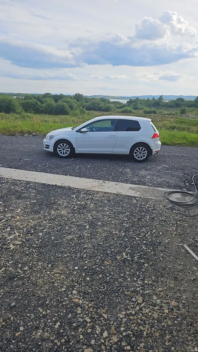 Volkswagen Golf 2016 - Image 2