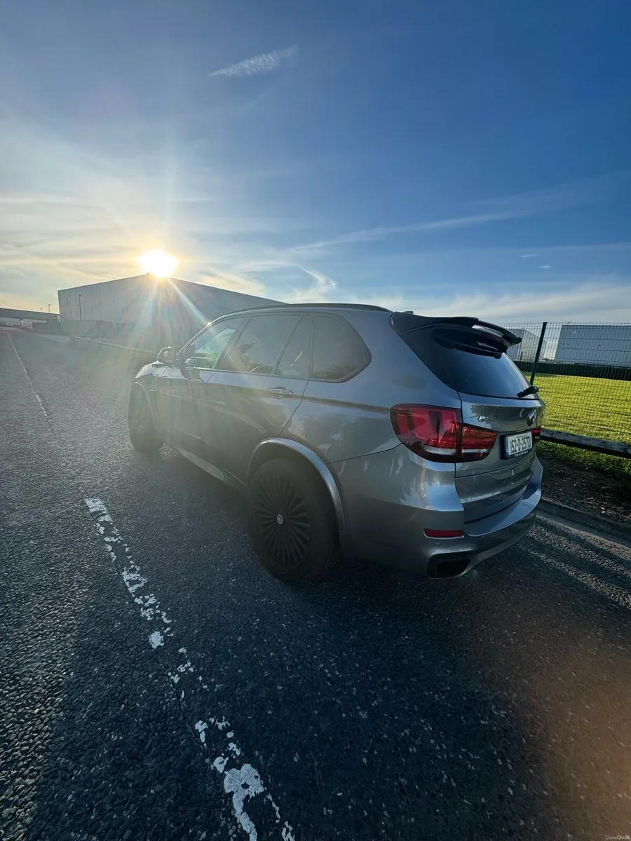 Bmw X5 40e MPerformance - Image 3