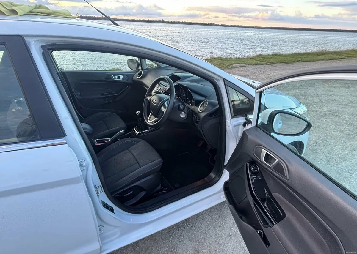 Ford Fiesta 2016 - Image 3