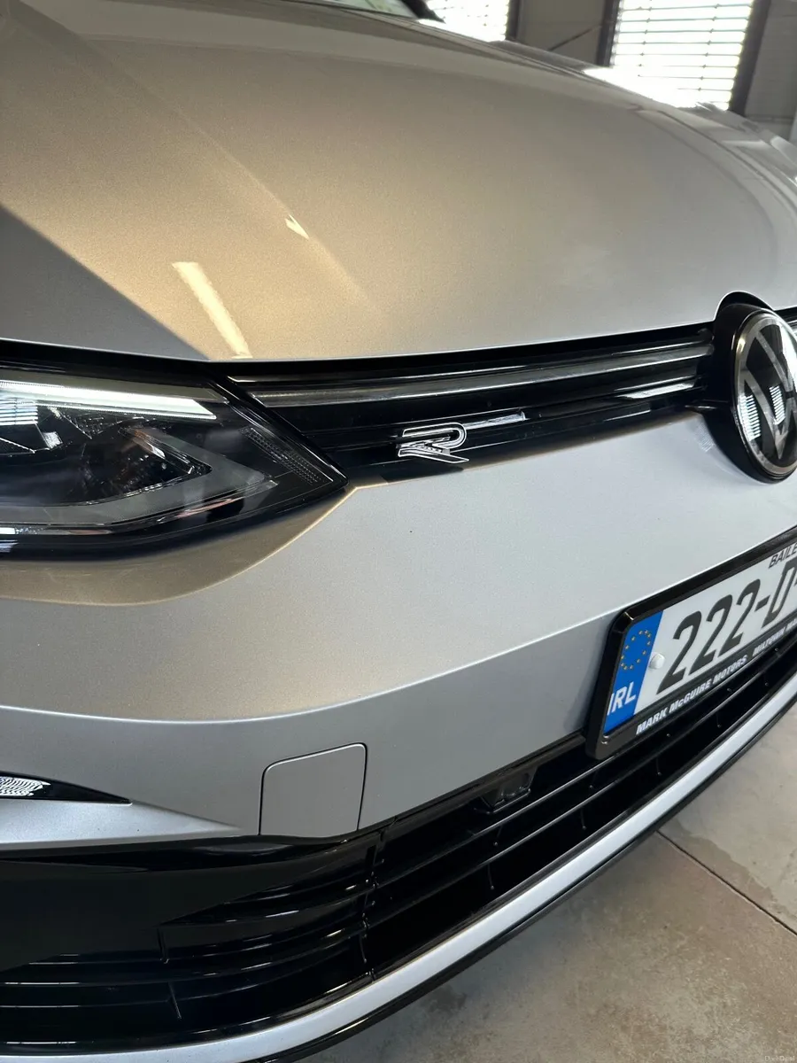 Volkswagen Golf 2022 - Image 2