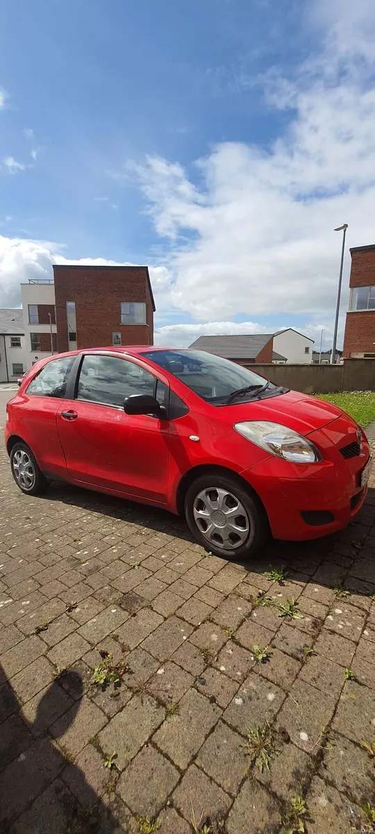 Toyota Yaris 2009 - Image 4