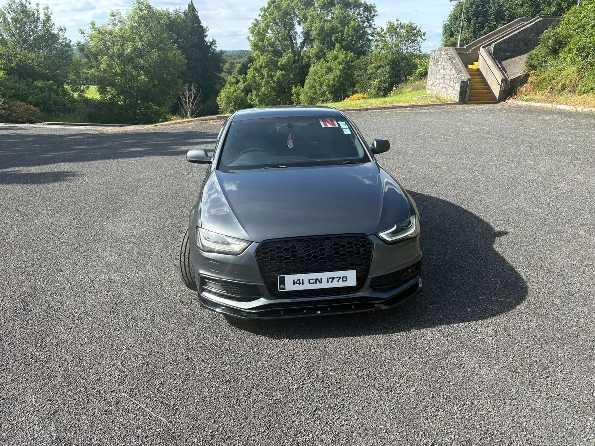 Audi Black edition A4 2014 - Image 1