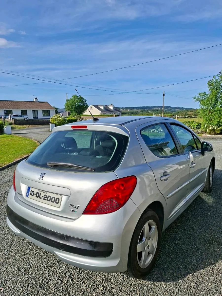 Peugeot 207 - Image 2