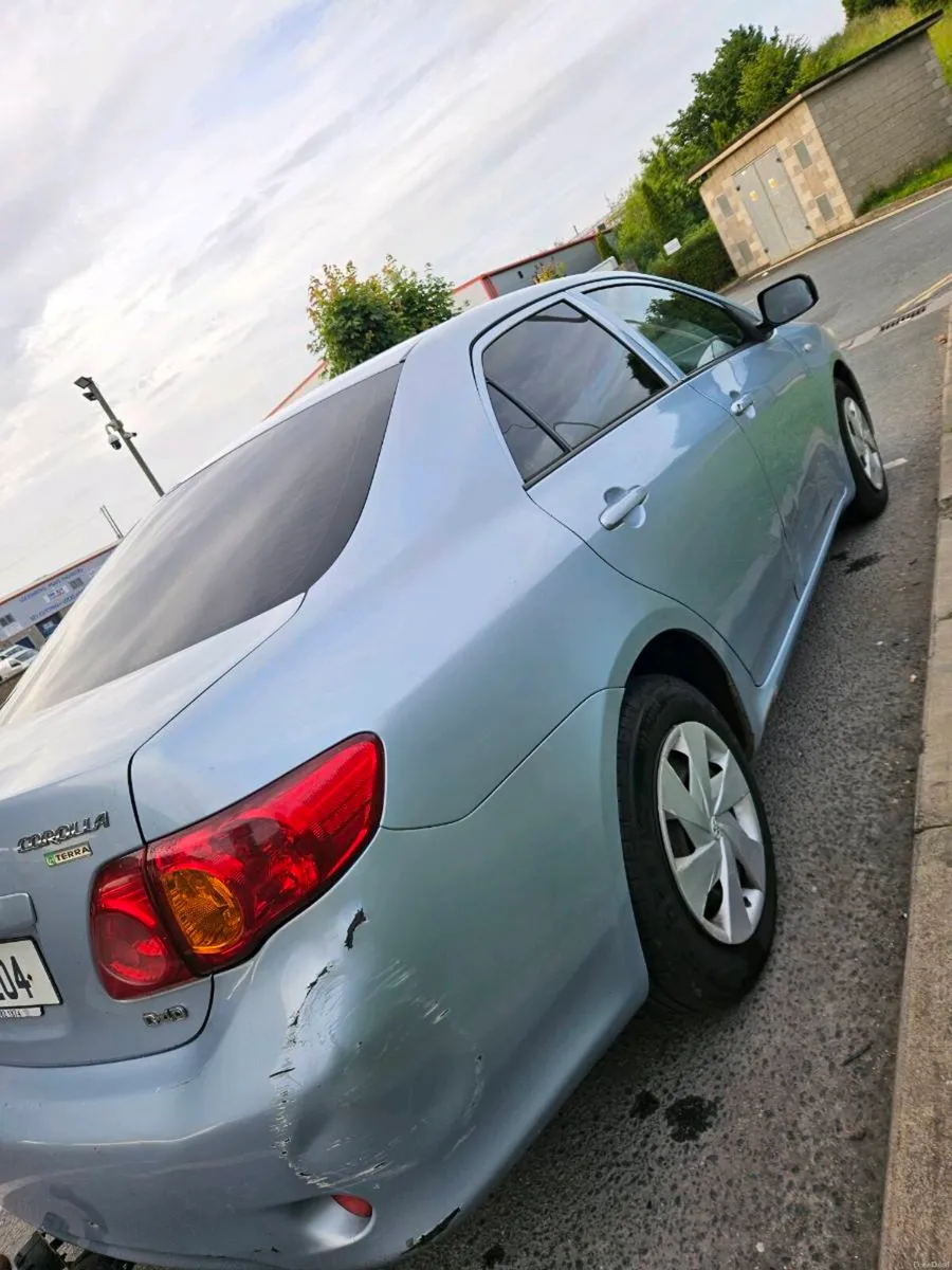 🚗 Toyota Corolla 1.4 D-4D 2009 - Image 3
