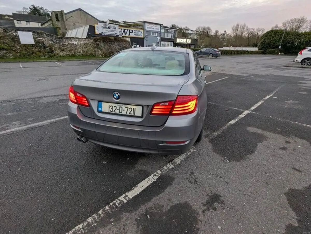2013 Bmw 5-series - Image 2