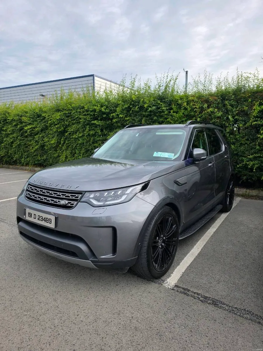 2019 Landrover Discovery 5 7 Seater - Image 2