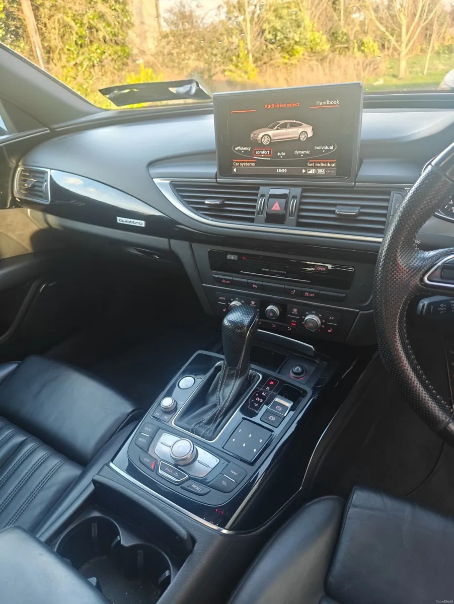 Audi A7 2017 Black Edition, quick sale - Image 2