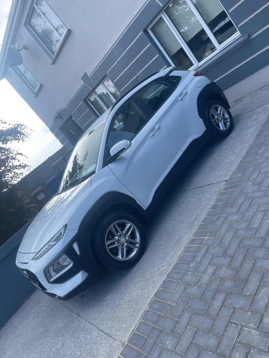 Hyundai KONA 2018 - Image 2