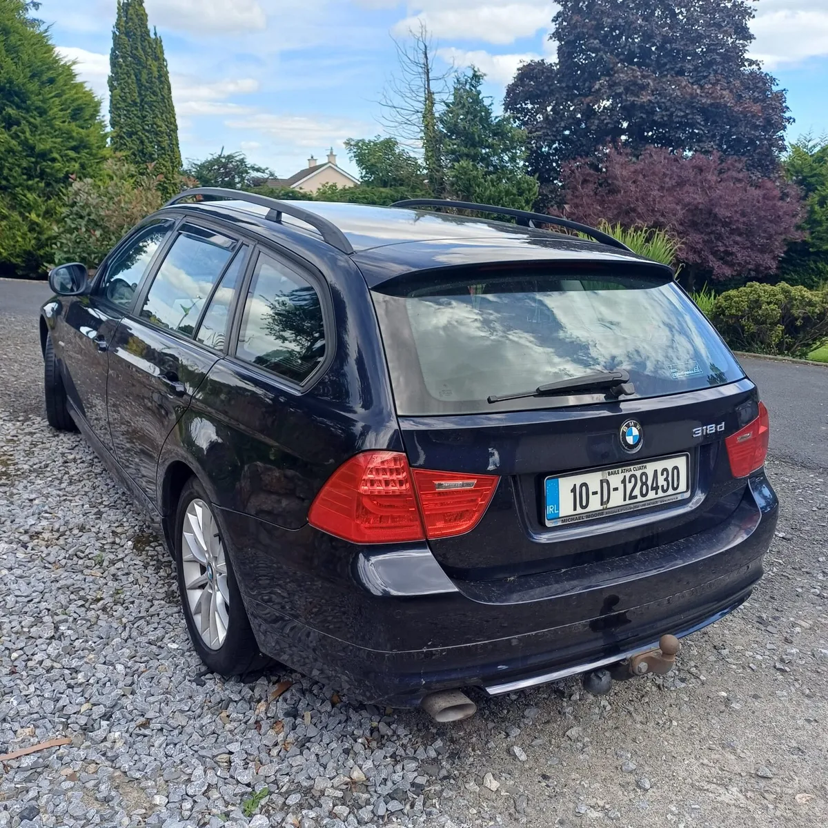 BMW 3-Series 2010 - Image 2
