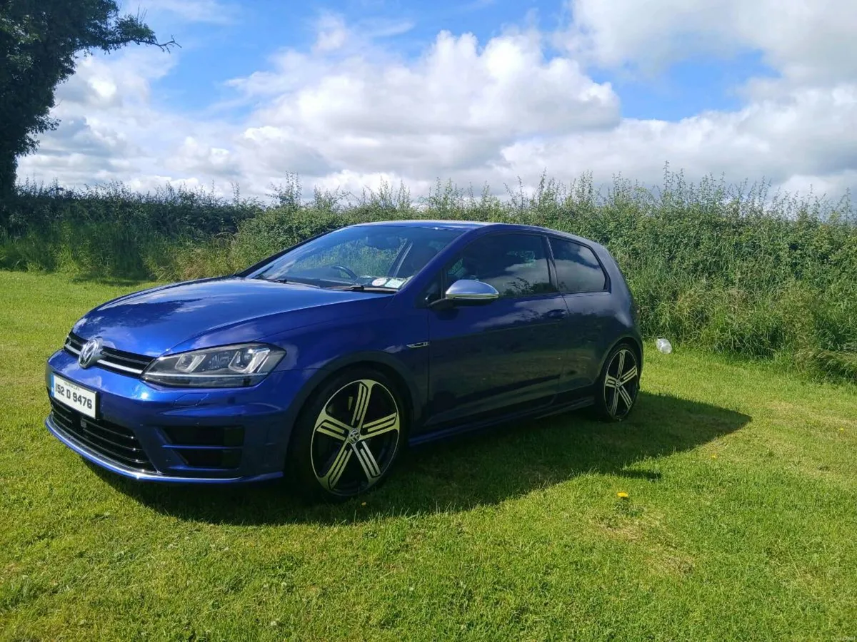 VOLKSWAGEN GOLF R 2.0 PETROL 300BHP - Image 3