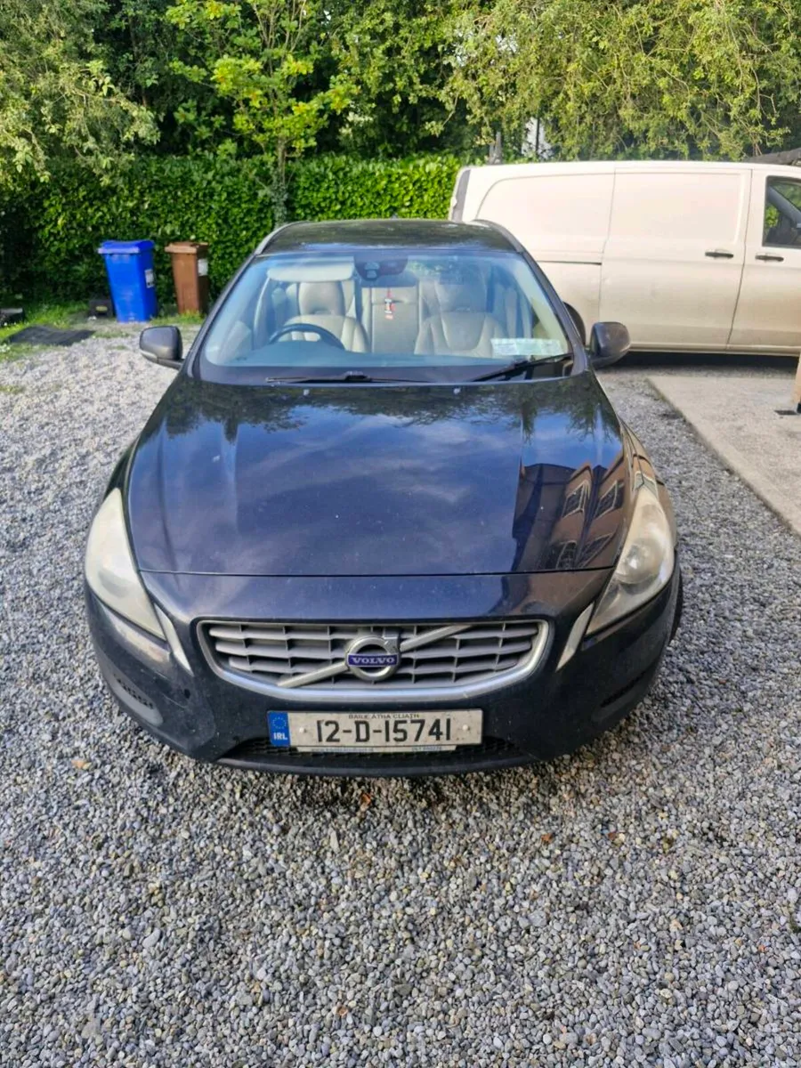 Volvo V60 2012 - Image 2