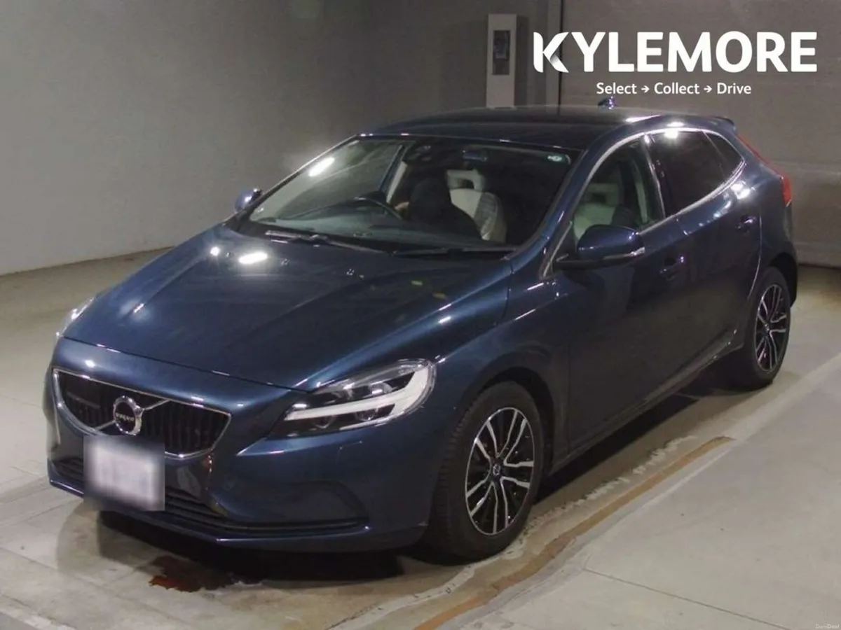 Volvo V40 1.5 AUTOMATIC - CREAM INTERIOR W/HALF LE - Image 1