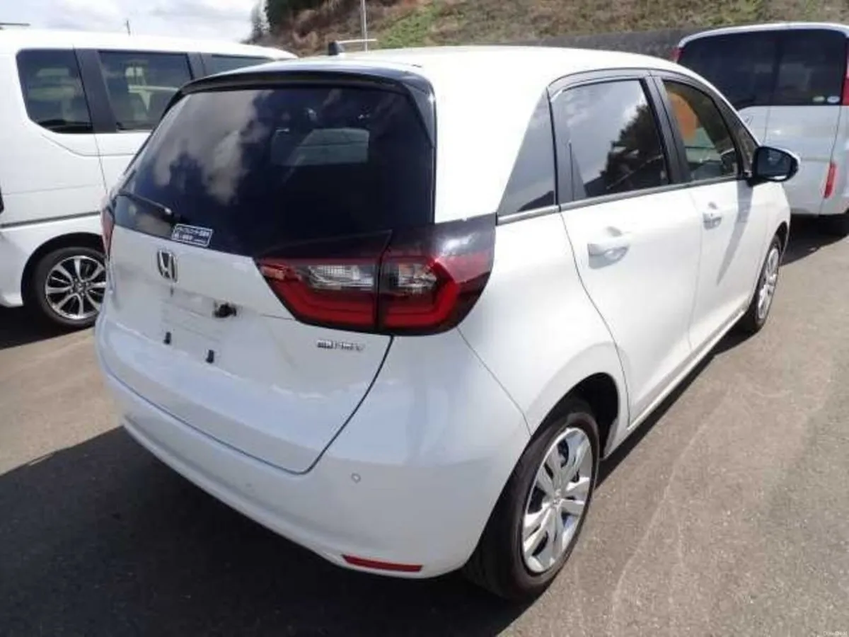 Honda Fit 1.5 HYBRID AUTOMATIC - CRUISE CONTROL - Image 2