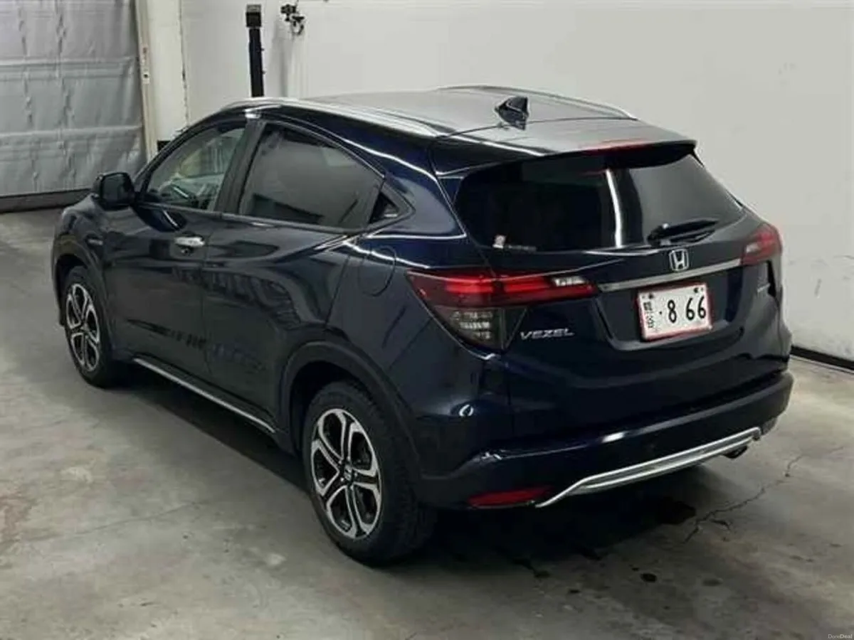 Honda Vezel 1.5 HYBRID AUTOMATIC - BROWN LEATHER I - Image 2