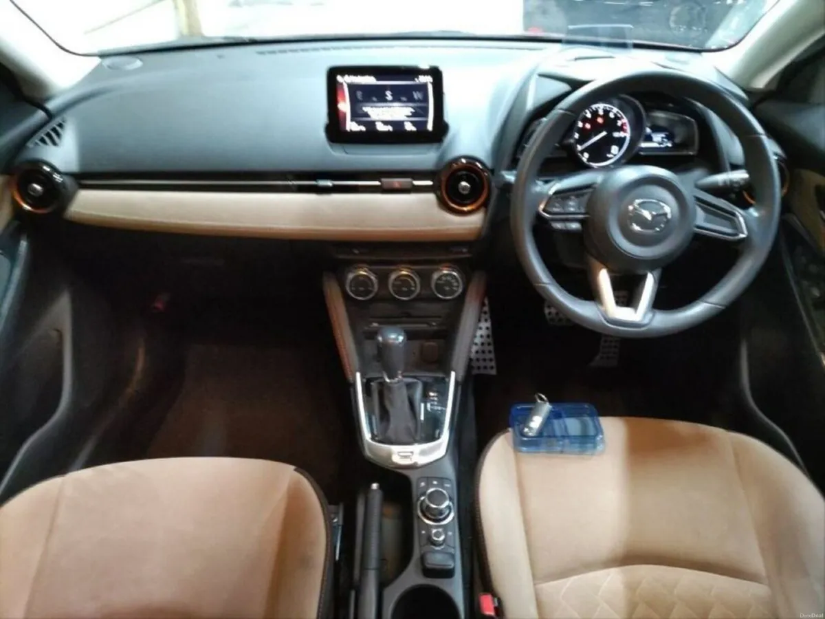 Mazda Demio 1.3 AUTOMATIC - TAILORED BROWN EDITION - Image 3