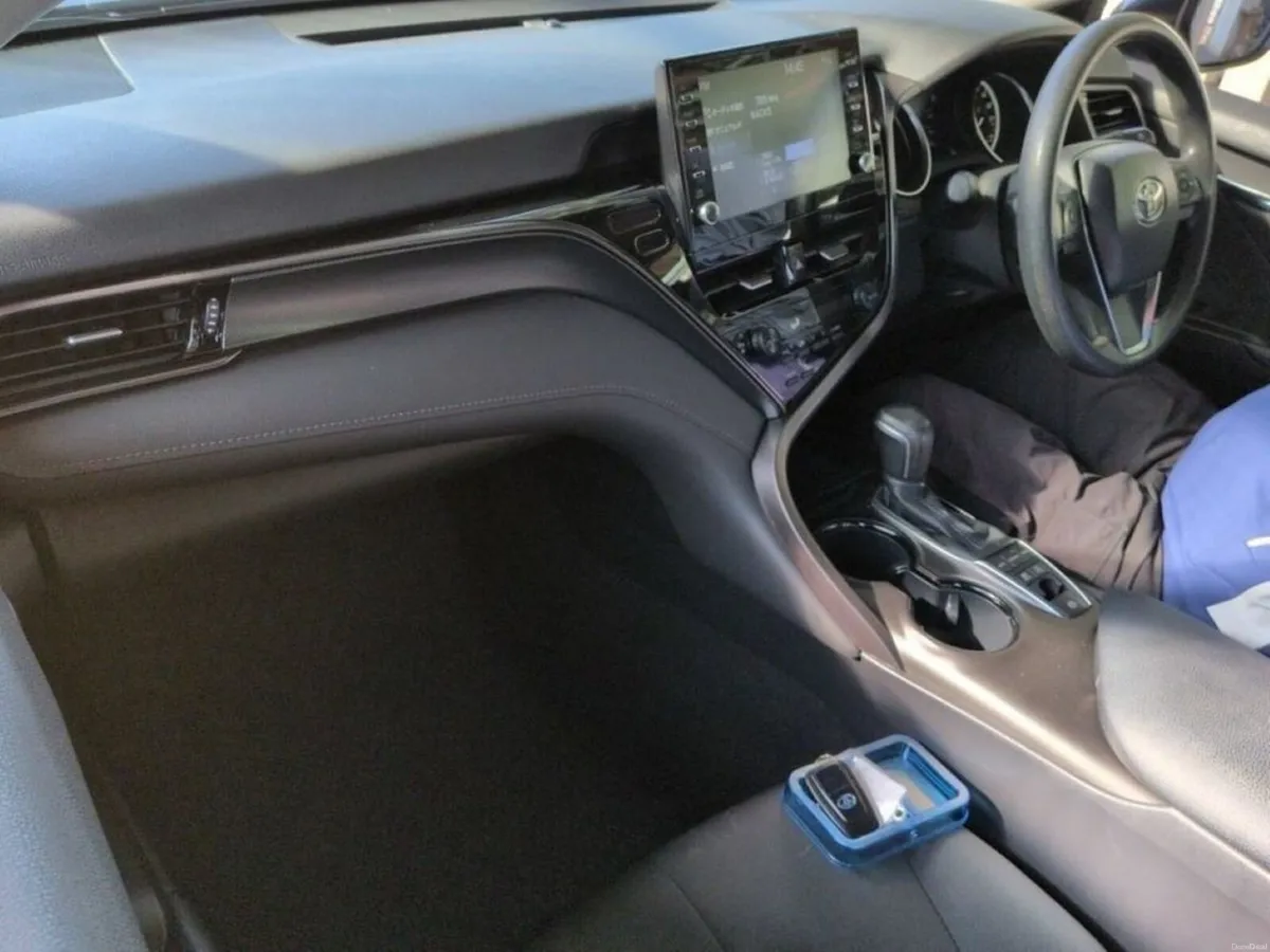 Toyota Camry 2.5 HYBRID AUTOMATIC - CRUISE CONTROL - Image 3