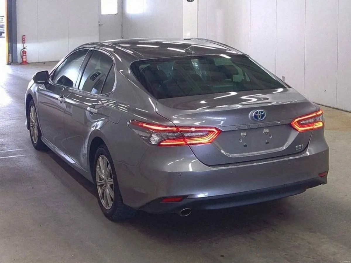 Toyota Camry 2.5 HYBRID AUTOMATIC - TOYOTA SAFETY - Image 2