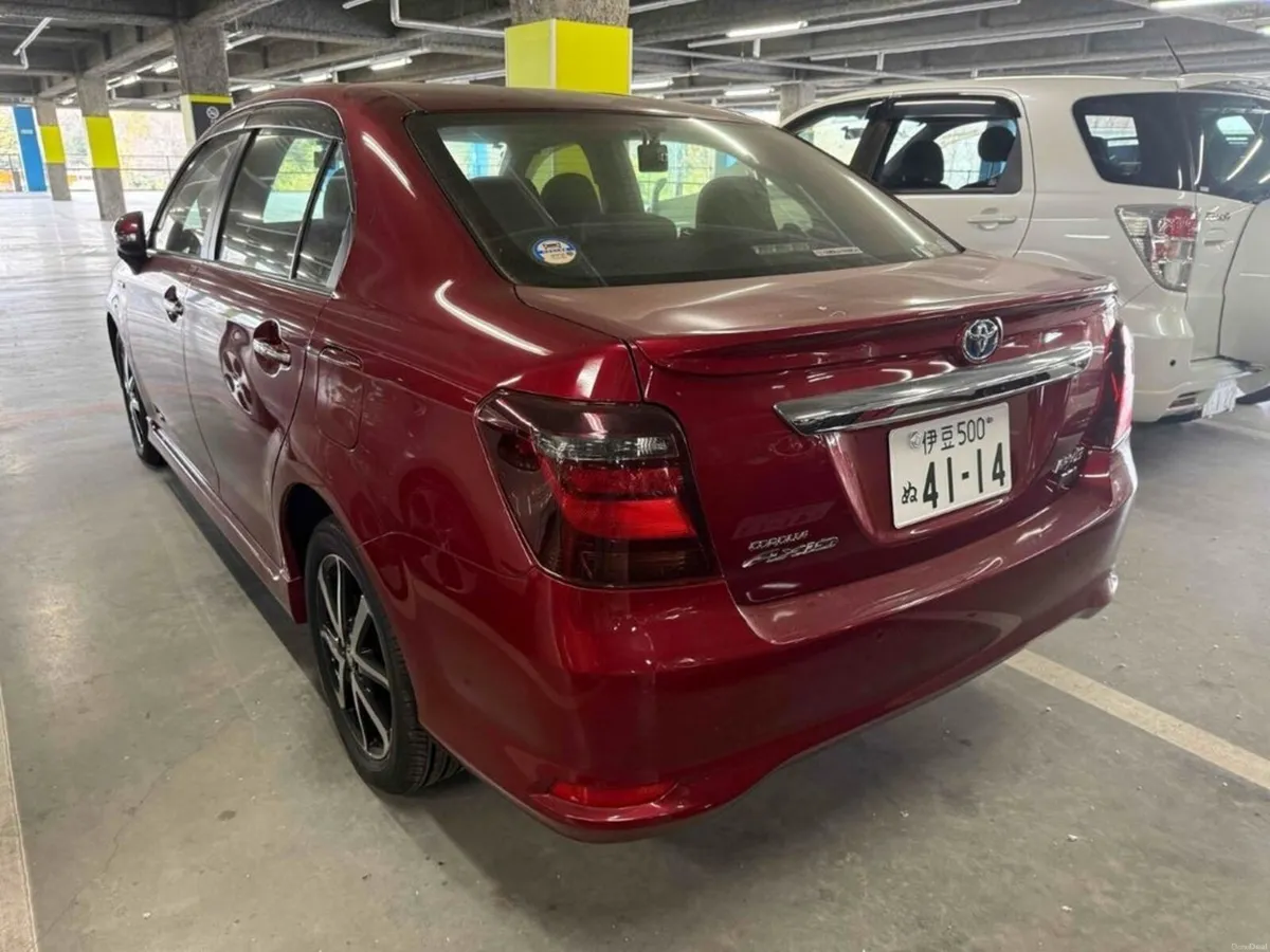 Toyota Corolla 1.5 HYBRID AUTOMATIC - BLACK LEATHE - Image 2