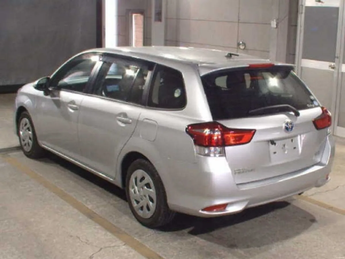 Toyota Corolla 1.5 HYBRID AUTOMATIC ESTATE - PUSH - Image 2