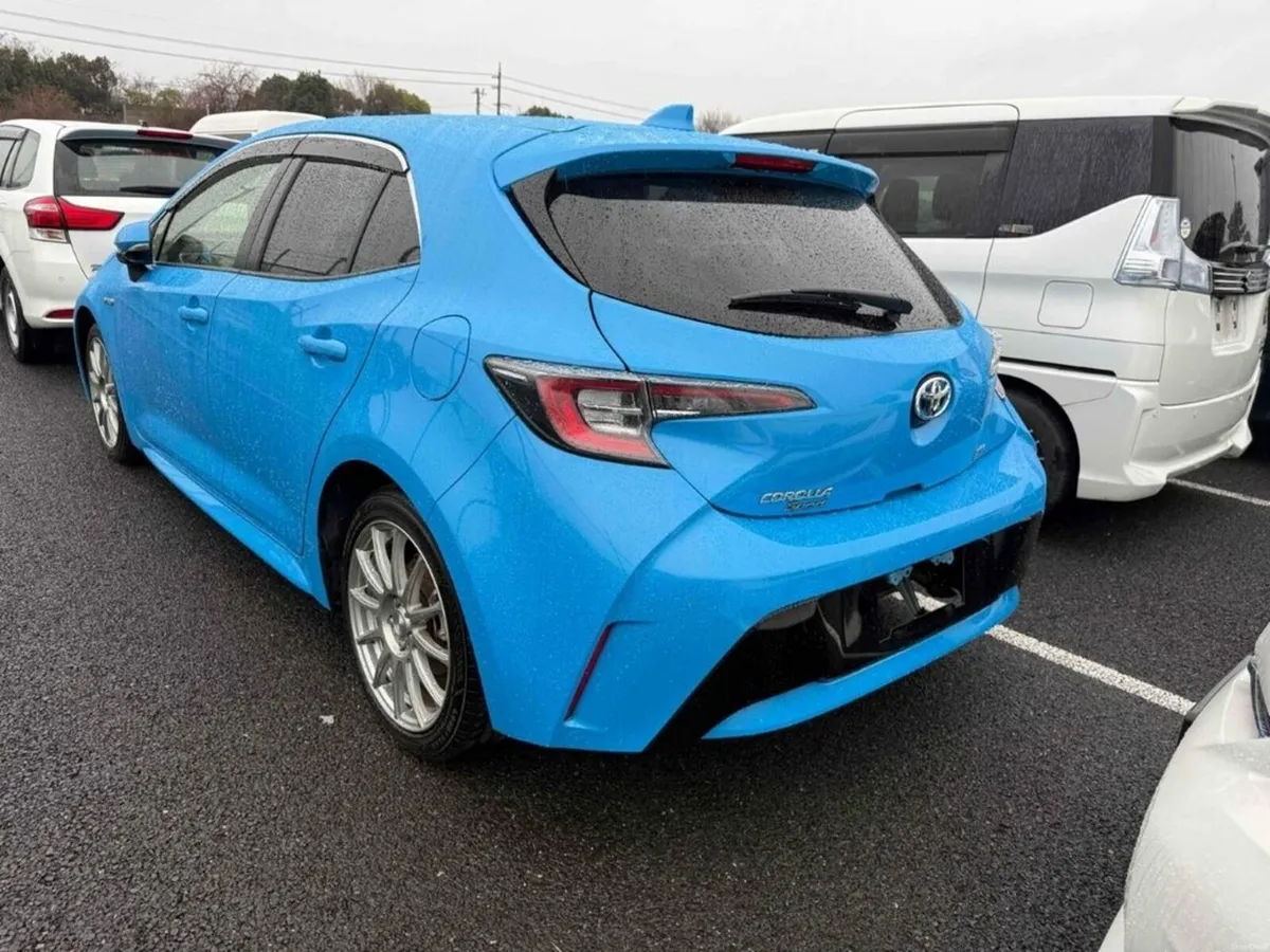 Toyota Corolla 1.8 SPORT HYBRID G MODEL AUTOMATIC - Image 2