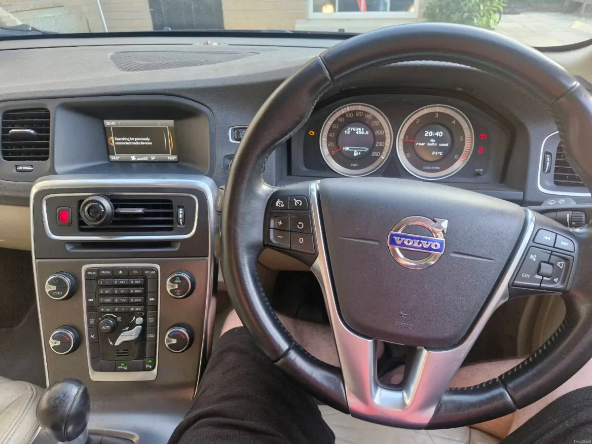 Volvo V60 2012 - Image 6