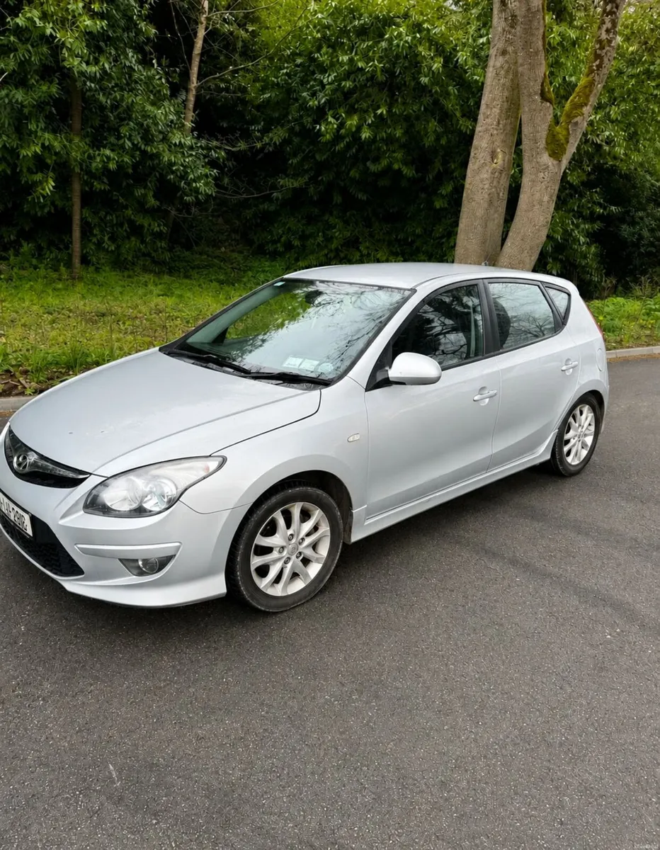 Hyundai i30 1.6 Diesel | NCT 11/26 | €200 Tax - Image 3