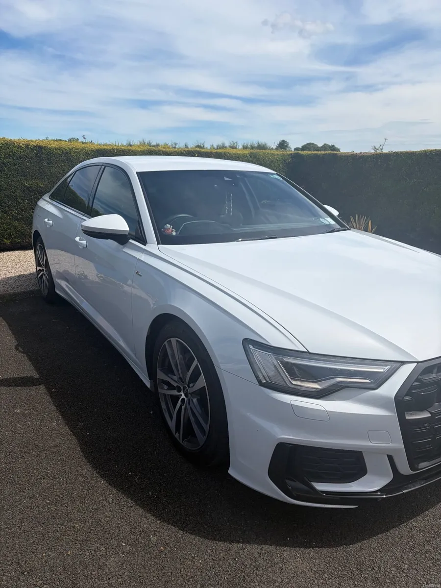 Audi A6 2023 S-Line Black Edition - Image 3