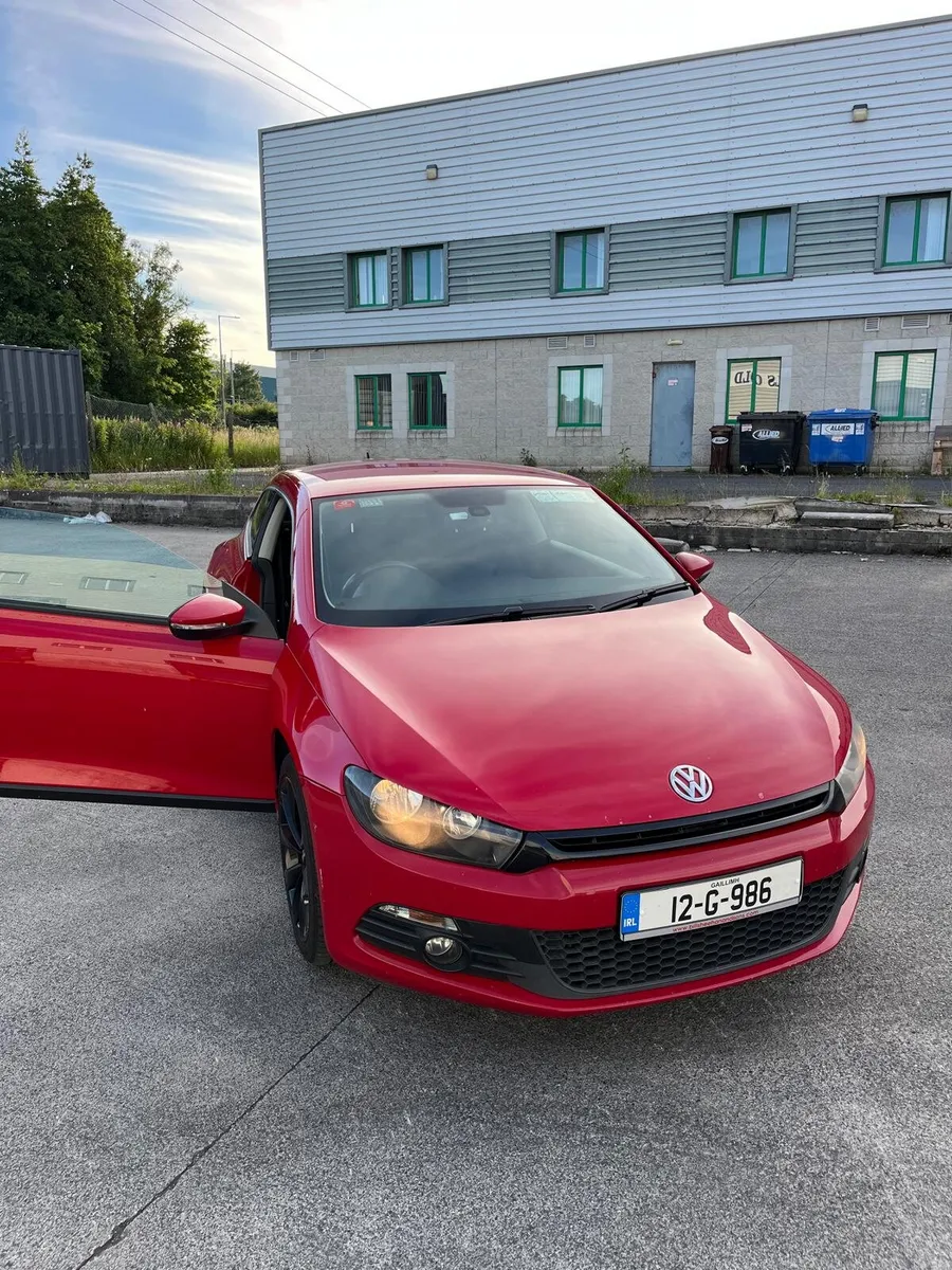 2012 Volkswagen Scirocco 1.4 TSI Sport BlueMotion. - Image 2