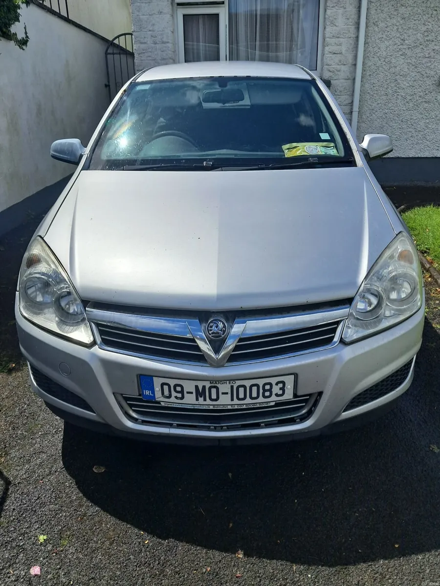 Vauxhall Astra - Image 1