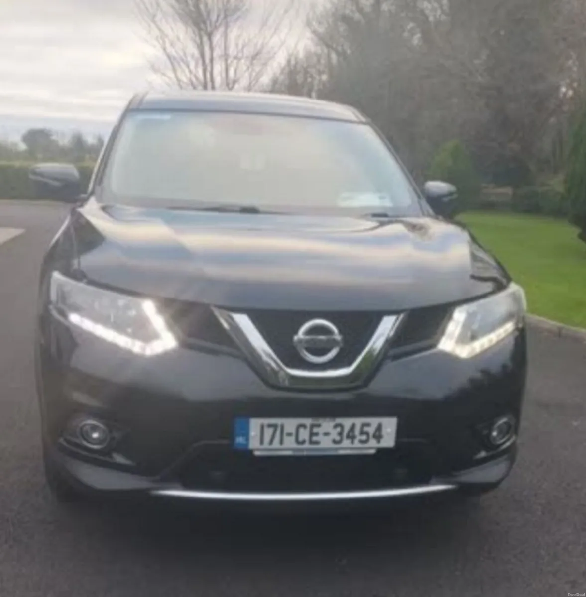 7 Seater Nissan X-Trail 2017 - Image 2