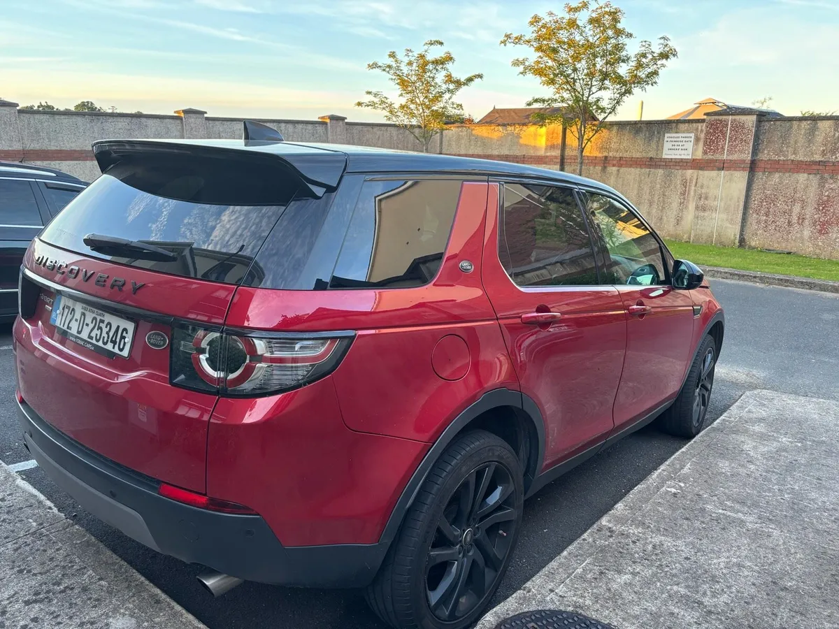 172 Discovery Sport Land Rover - Image 1