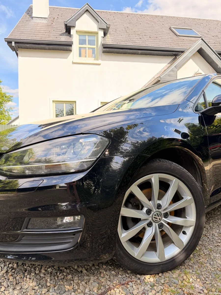 Volkswagen Golf Automatic - Image 3