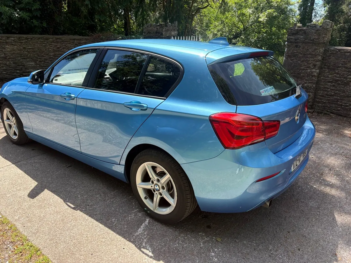 BMW 118 PETROL HATCHBACK LOW KMS - Image 4