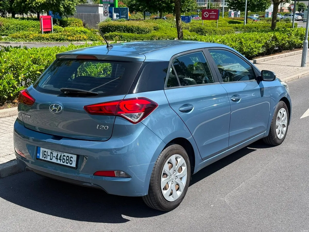 2016 Hyundai i20 Classic - Image 2