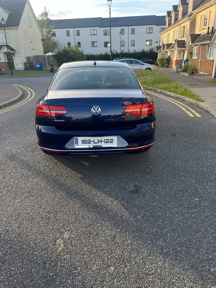 182 Volkswagen Passat highline - Image 2