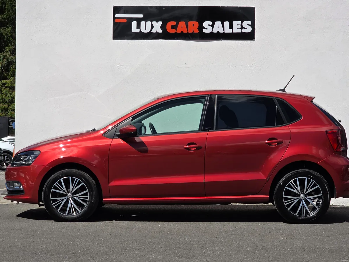 2016 VOLKSWAGEN POLO 1.2 TSI ALLSTAR AUTOMATIC - Image 3