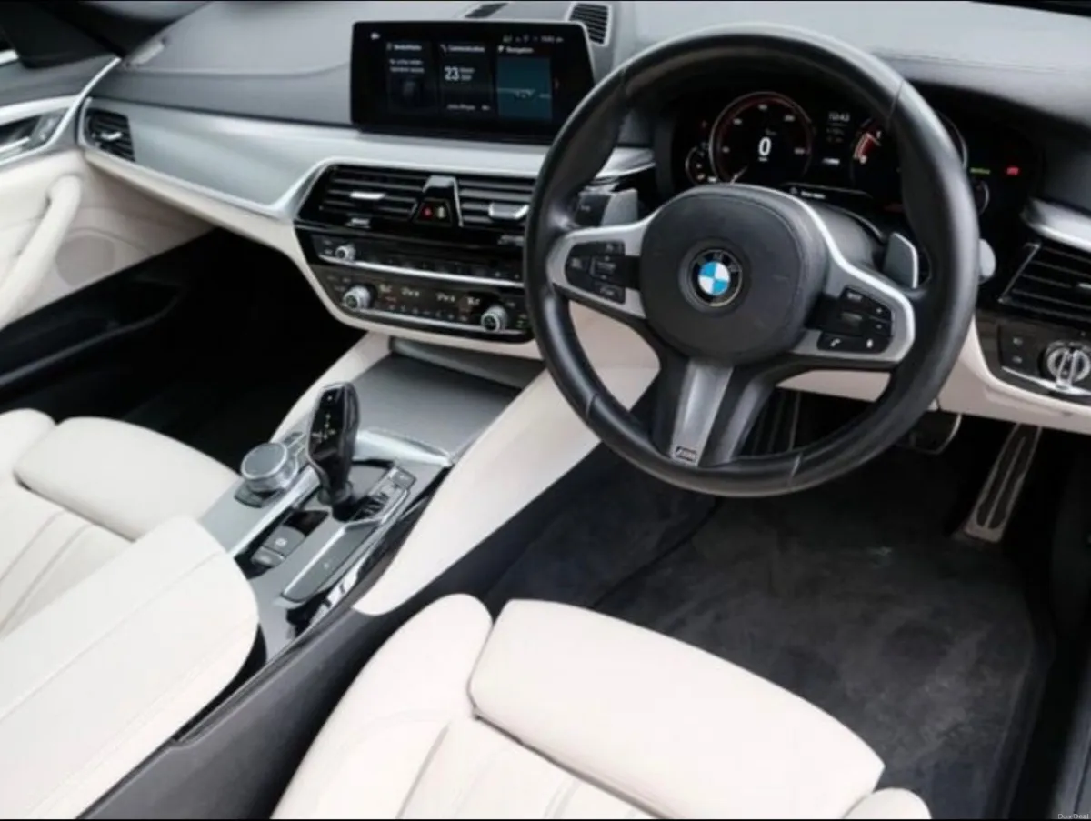 BMW 5-Series G30 M-Sport 2017 - Image 4