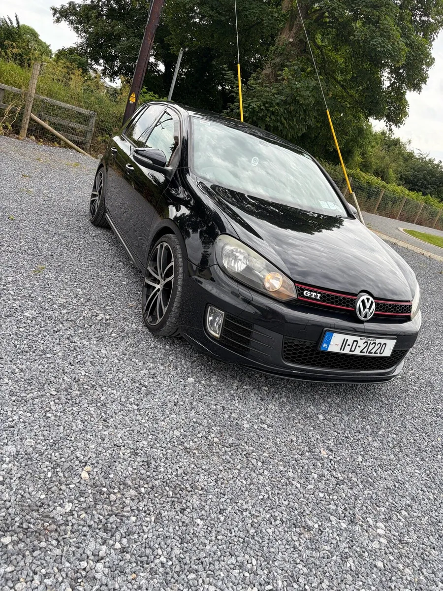 Volkswagen Golf GTI - Image 2