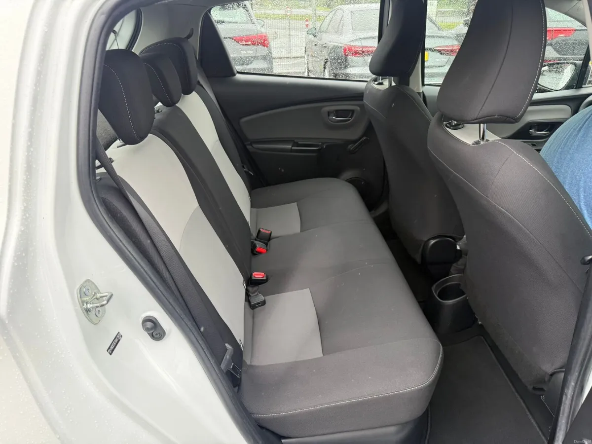 Toyota Yaris 2018 - Image 6