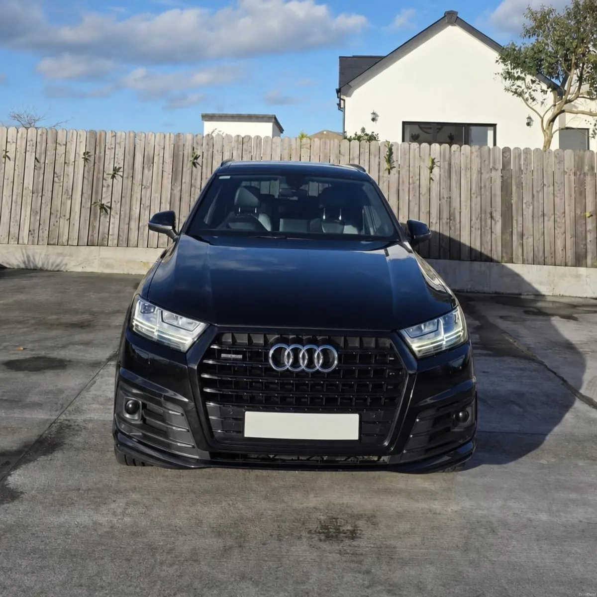 Audi Q7 black edition. Engine replacement required - Image 1