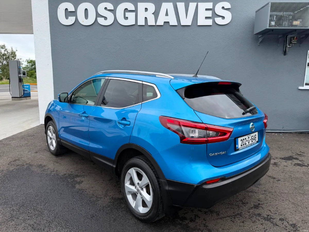 Nissan Qashqai 1.3 PET SE SS * REVERSING CAMERA / - Image 4