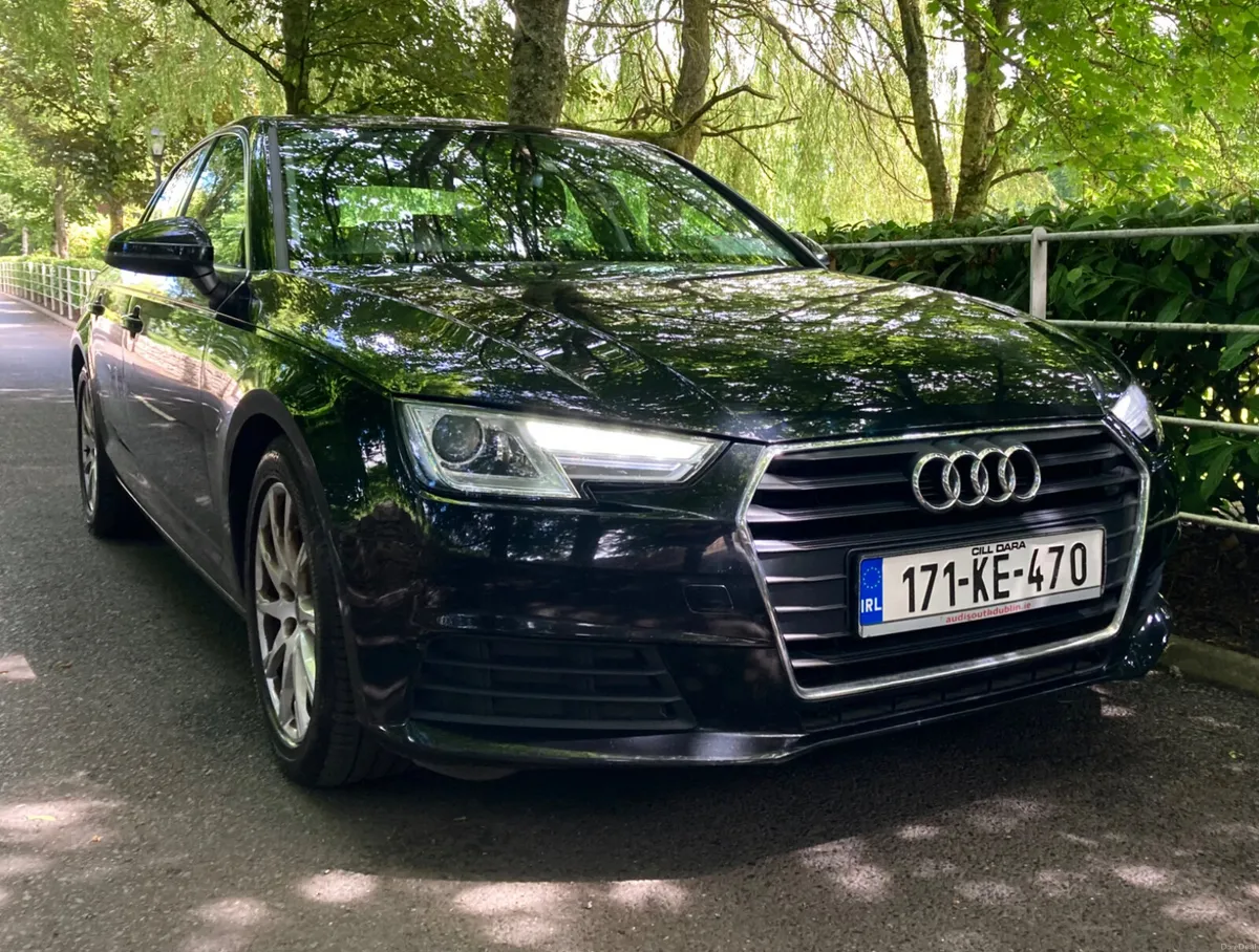 Audi A4 2.0 Tdi Ultra Edition Sport Line 150bhp - Image 4