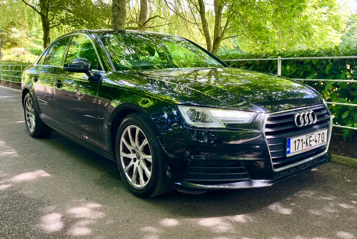 Audi A4 2.0 Tdi Ultra Edition Sport Line 150bhp - Image 2
