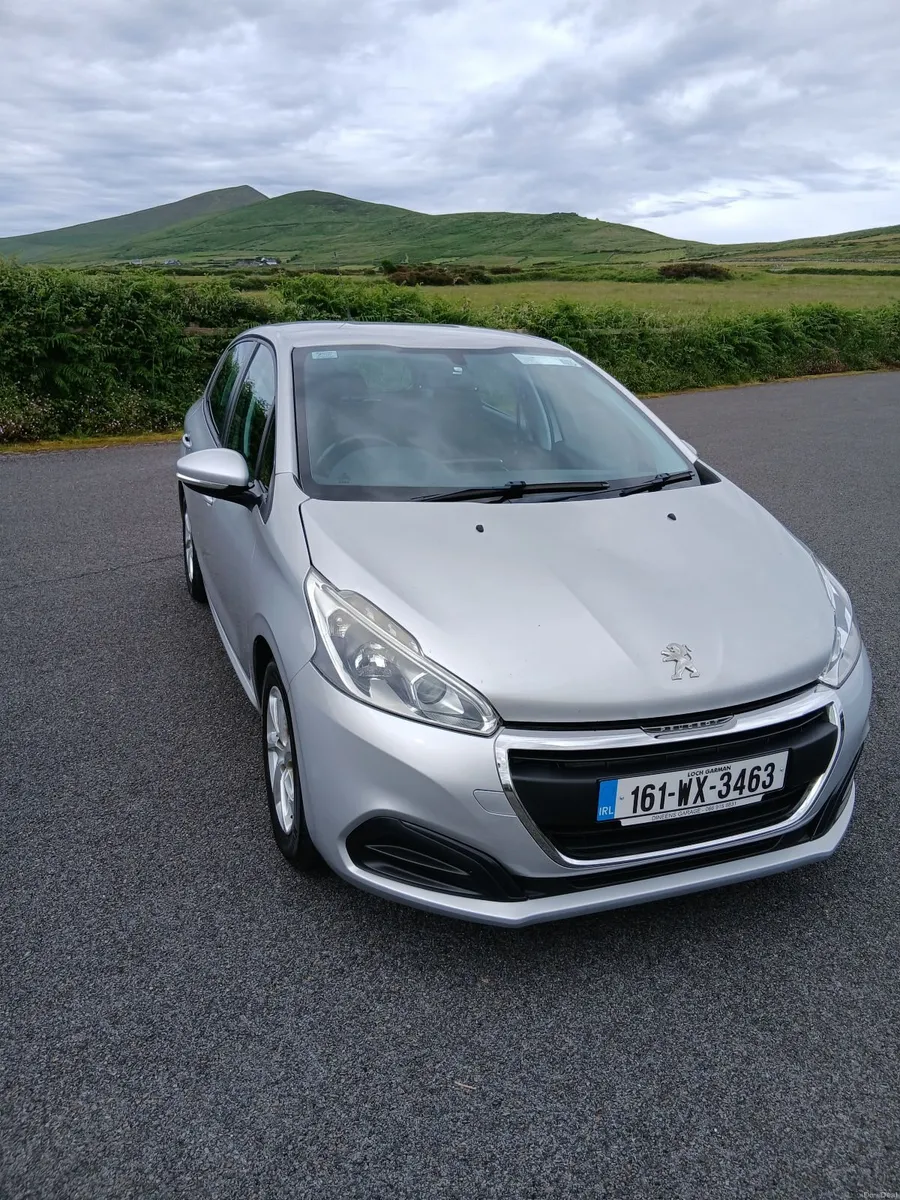 Peugeot 208 2016 - Image 1
